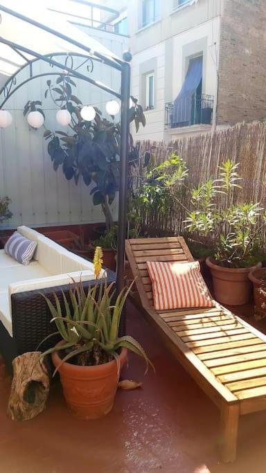 Small Room In Sants With Huge Terrace Барселона Экстерьер фото