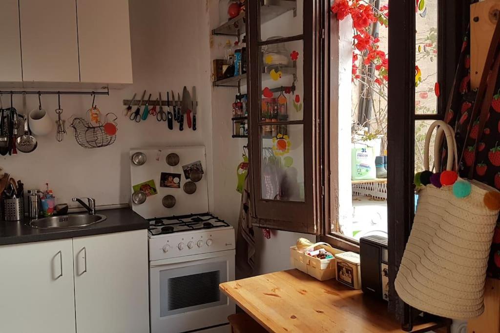 Small Room In Sants With Huge Terrace Барселона Экстерьер фото
